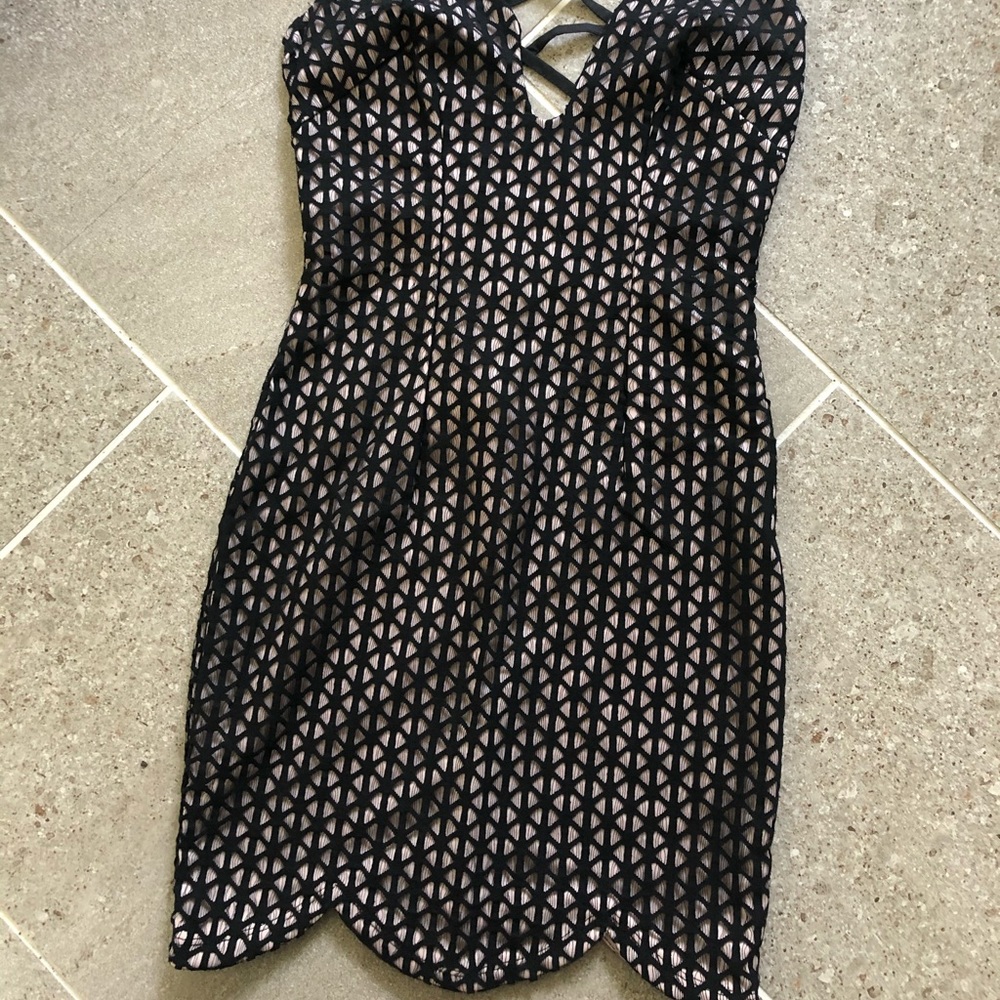 Mini dress - Picture 2 of 5